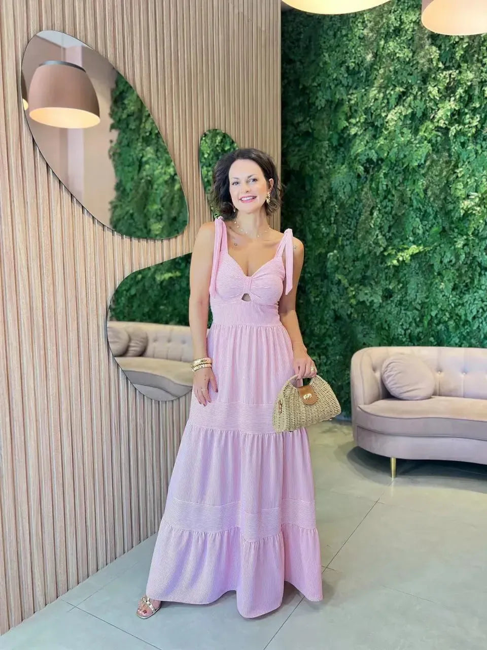 Vestido Midi em Crepinho Listrado, Rosa